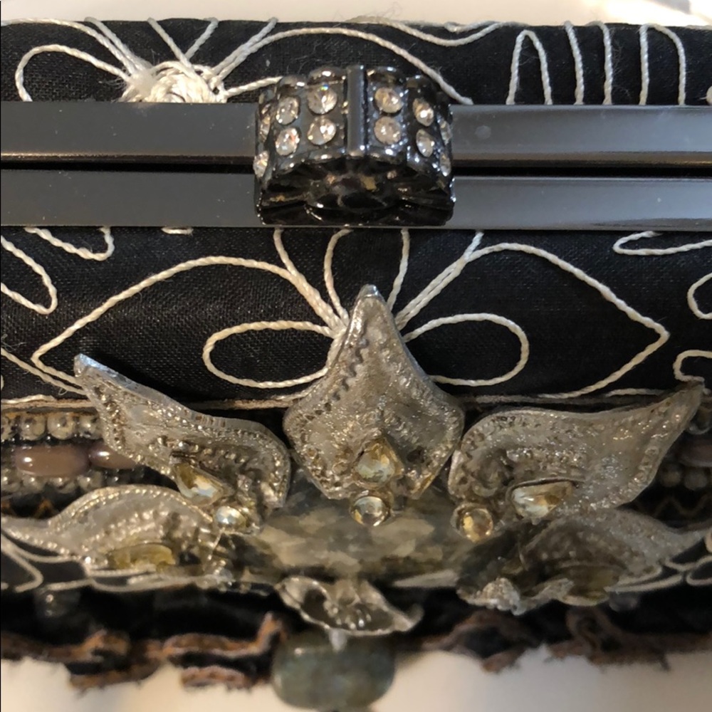 Mary Frances Bag - Picture 4 of 8